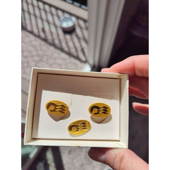 Princess Cruise Line Officers Tie Tack and Cufflinks Sea Witch Logo Goldtone - Picture 5 of 6